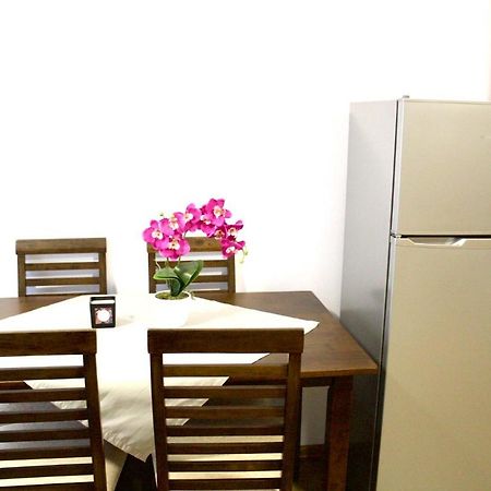 Apartman Sarah Apartment Oradea Exterior photo